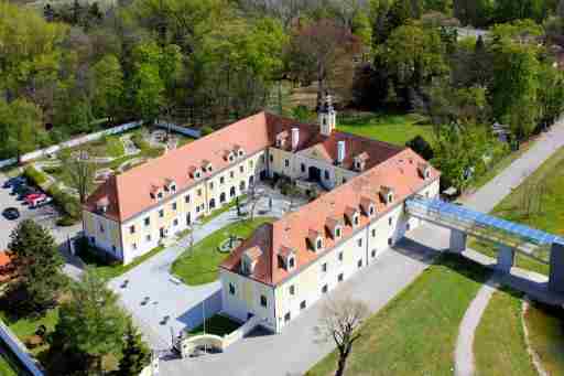 Schloss Haindorf