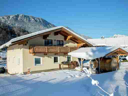 Spacious Chalet near Ski area in Itter