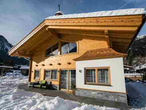 Boutique Holiday Home in Wald in Pinzgau with Garden