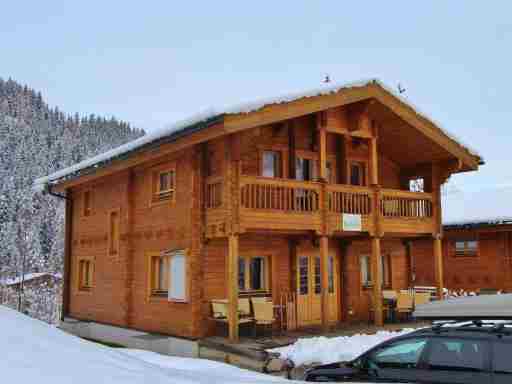 Comfortable Chalet with Whirlpool and Sauna in Krimml