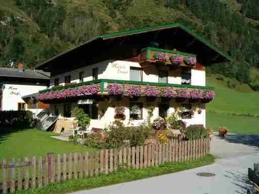 Haus Erna: Rauris, Ferienregion Nationalpark Hohe Tauern, Salzburgerland