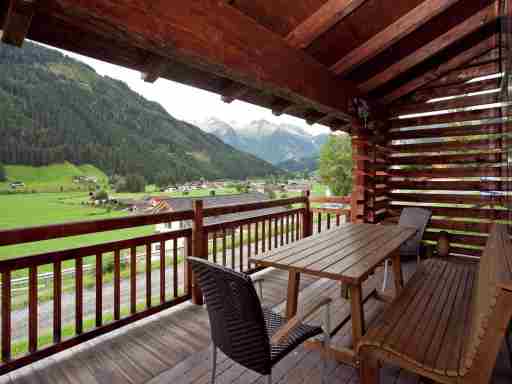 Serene Chalet in Königsleiten with Sauna