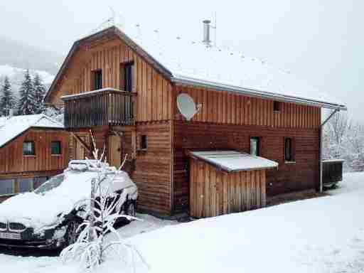 Wooden Chalet in Styria near Kreischberg Ski Area