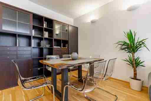 Charming and balcony apartment near Stephansdom