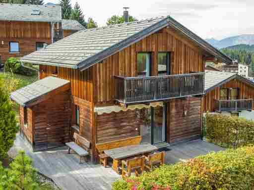 Spacious Chalet in Annaberg-Lungötz with Sauna