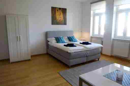 Studio-Apartment between Schoenbrunn & the City Center (28)