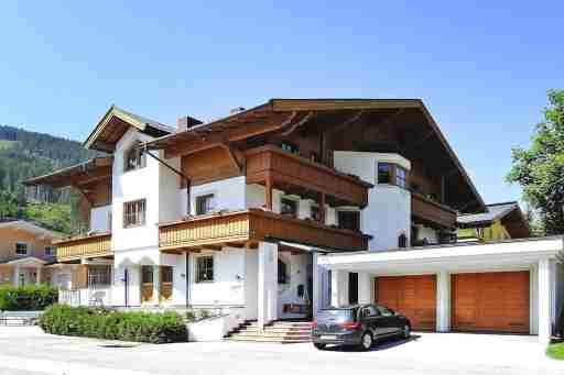 Apartment in Filzmoos with a balcony