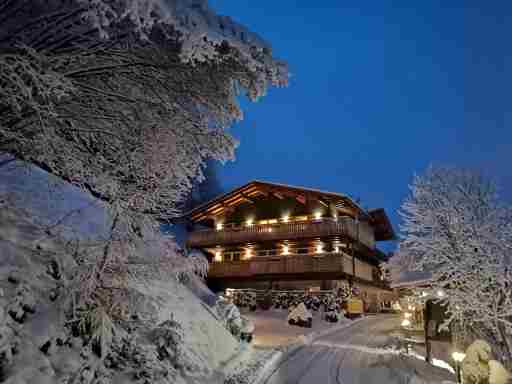 Landhaus Julia: Hainzenberg im Zillertal, Zillertal, Tirol