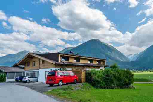 Apartment building Ferien, Neukirchen