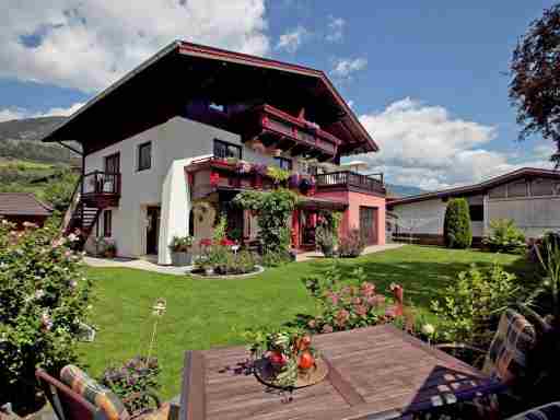 Apartment in Bramberg am Wildkogel with a garden