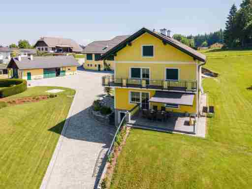 Garden-View Mansion in Köttmannsdorf with Balcony