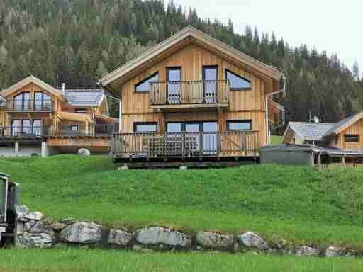 Deluxe Holiday Home in Hohentauern with Jacuzzi