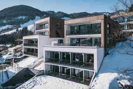 Nikolaus by AvenidA Panoramic Wellness Suites Zell am See