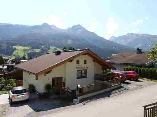 Apartment in Bramberg am Wildkogel with balcony