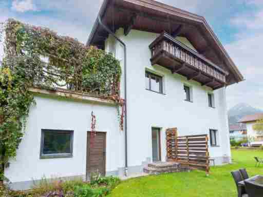 Picturesque Apartment in Bichlbach