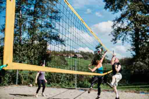 Ferienwohnungen in Graz mit Beachvolleyball & Grillplatz