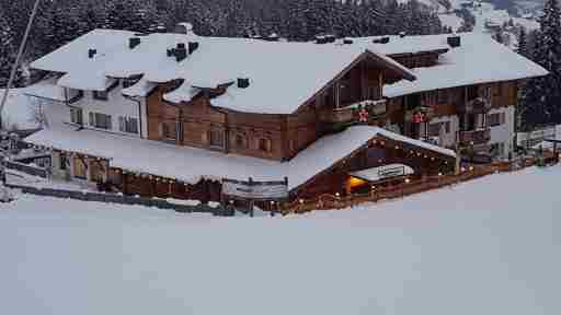 Panorama Chalets am Pass Thurn