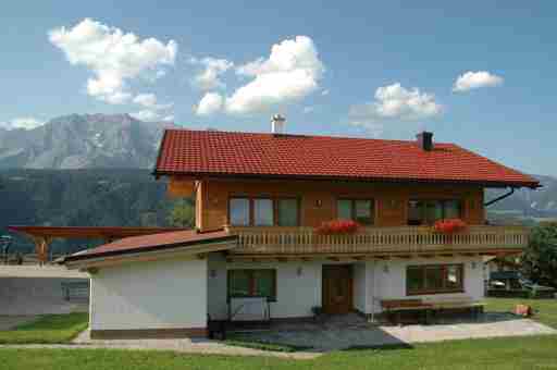 Ferienhaus u. Appartement Knauss