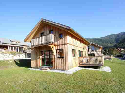 Deluxe Chalet on a Slope in Hohentauern with Sauna