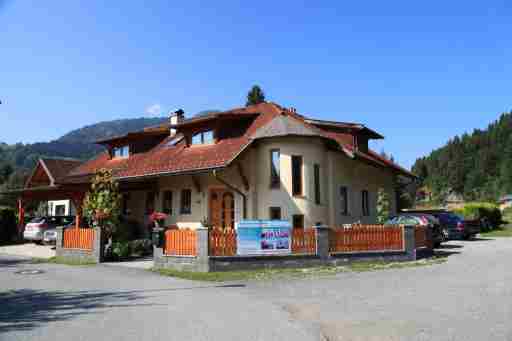 Appartementhaus Sabine: Kötschach Mauthen, Nassfeld-Pressegger See Lesachtal Weissensee, Kärnten